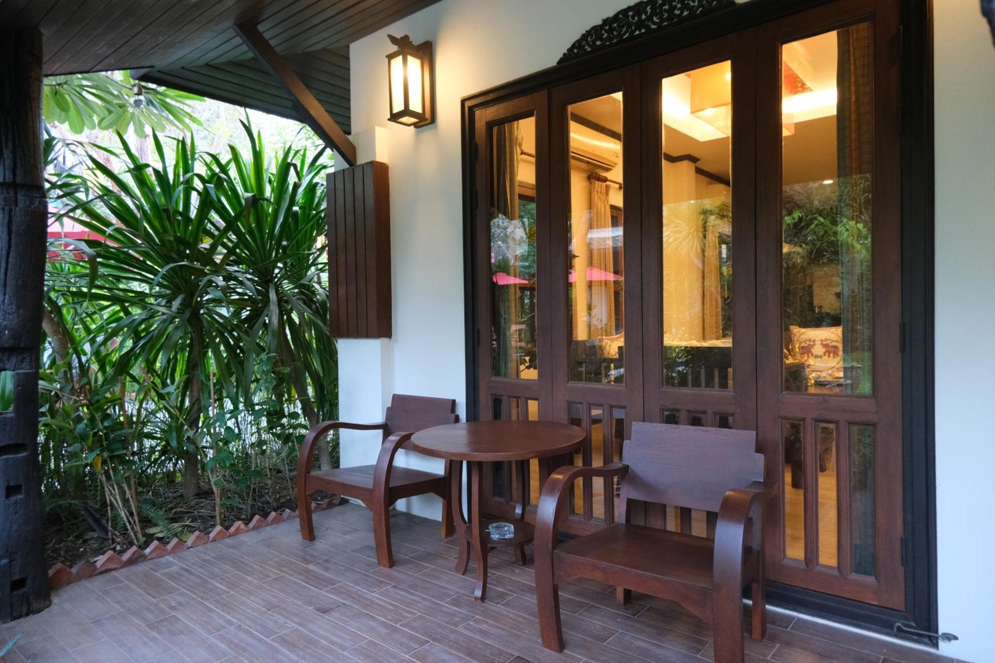 Vimarn Kaew Village And Resort Чиангмай Екстериор снимка